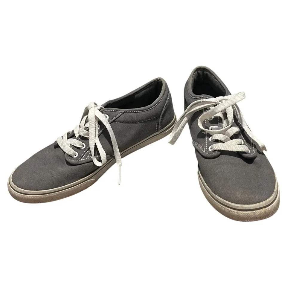 Vans‎ Women's 8 Grey Canvas Sneaker Slim Gym Shoe Skater Casual Comfortable